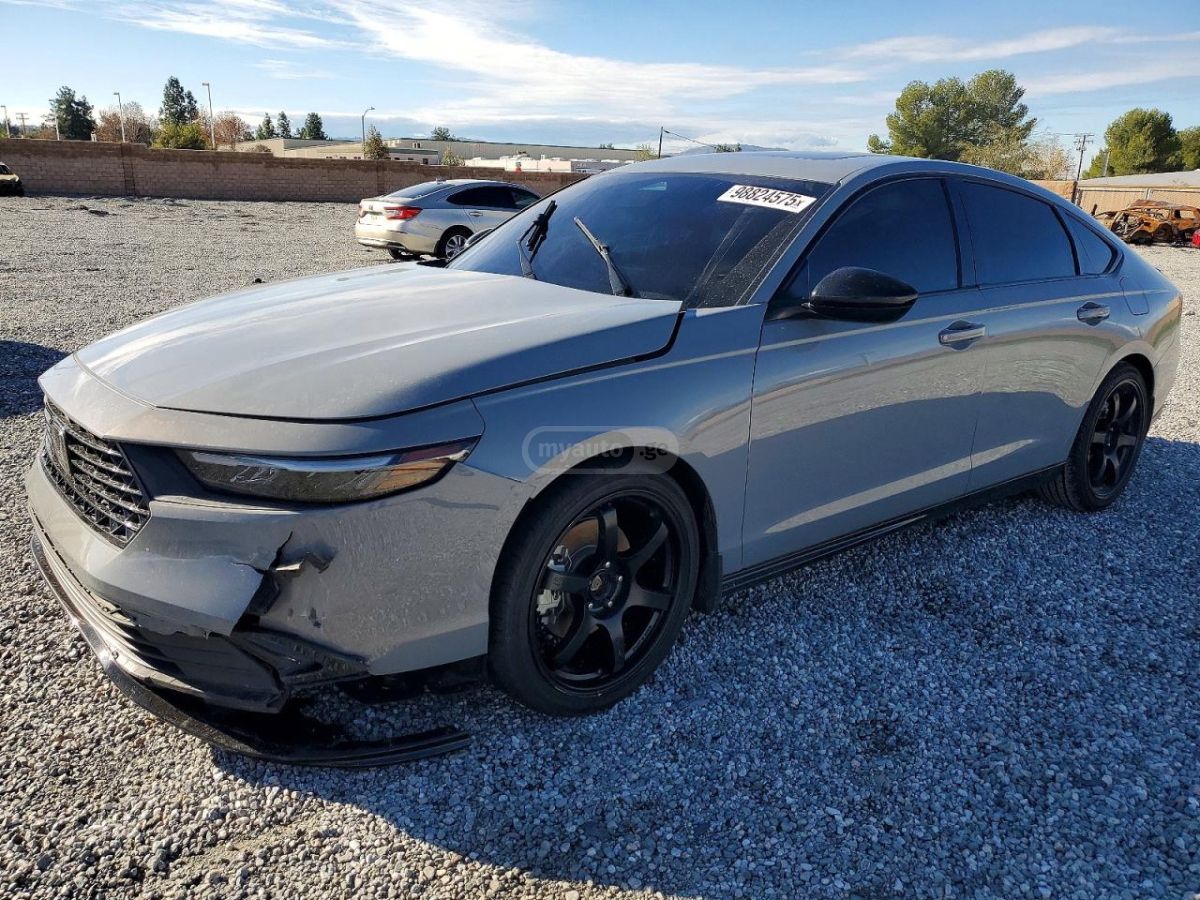 Honda Accord - фото 1