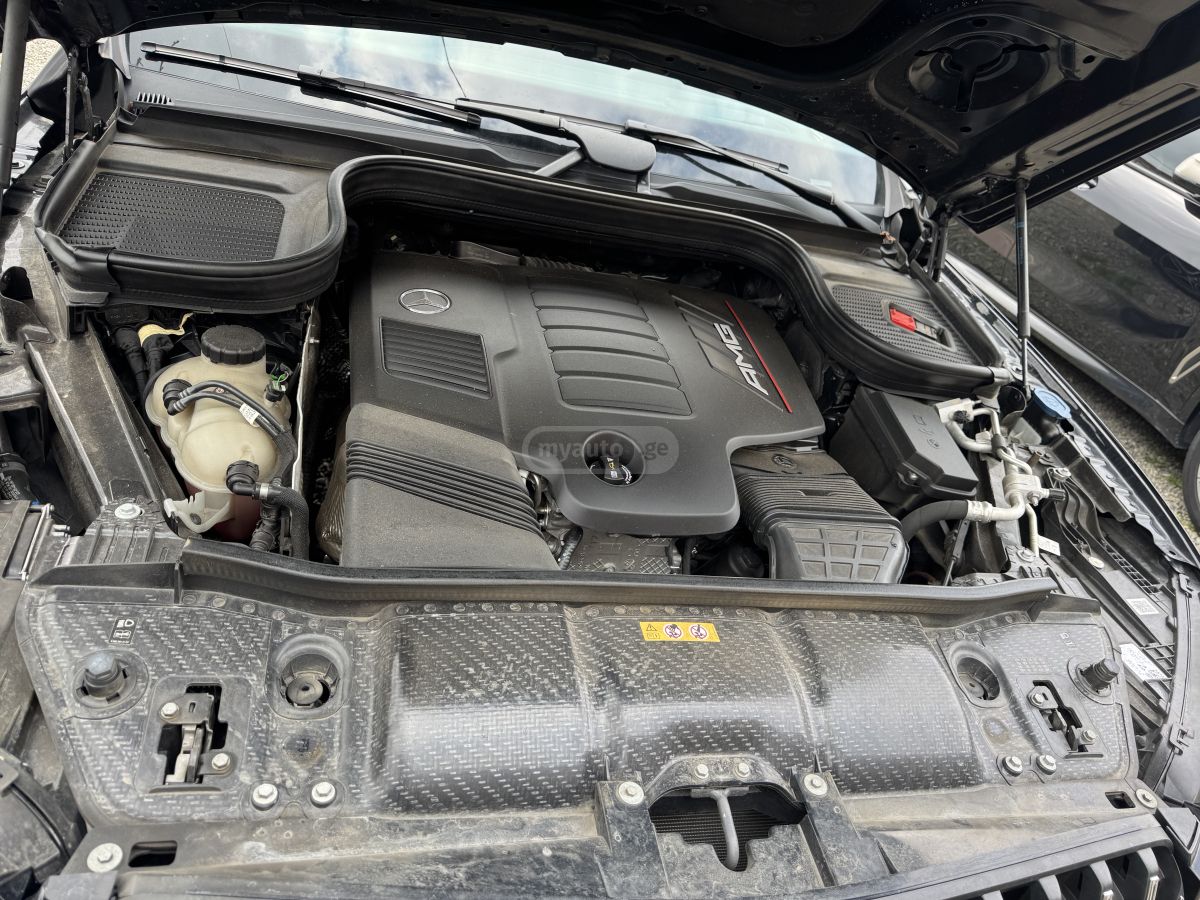 Mercedes-Benz GLE 53 - фото 14