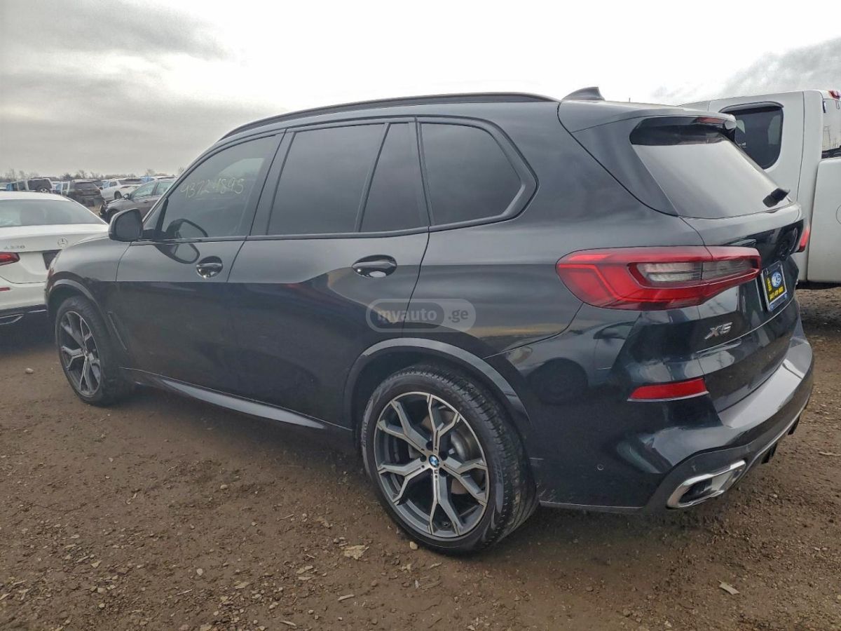 BMW X5 - фото 9