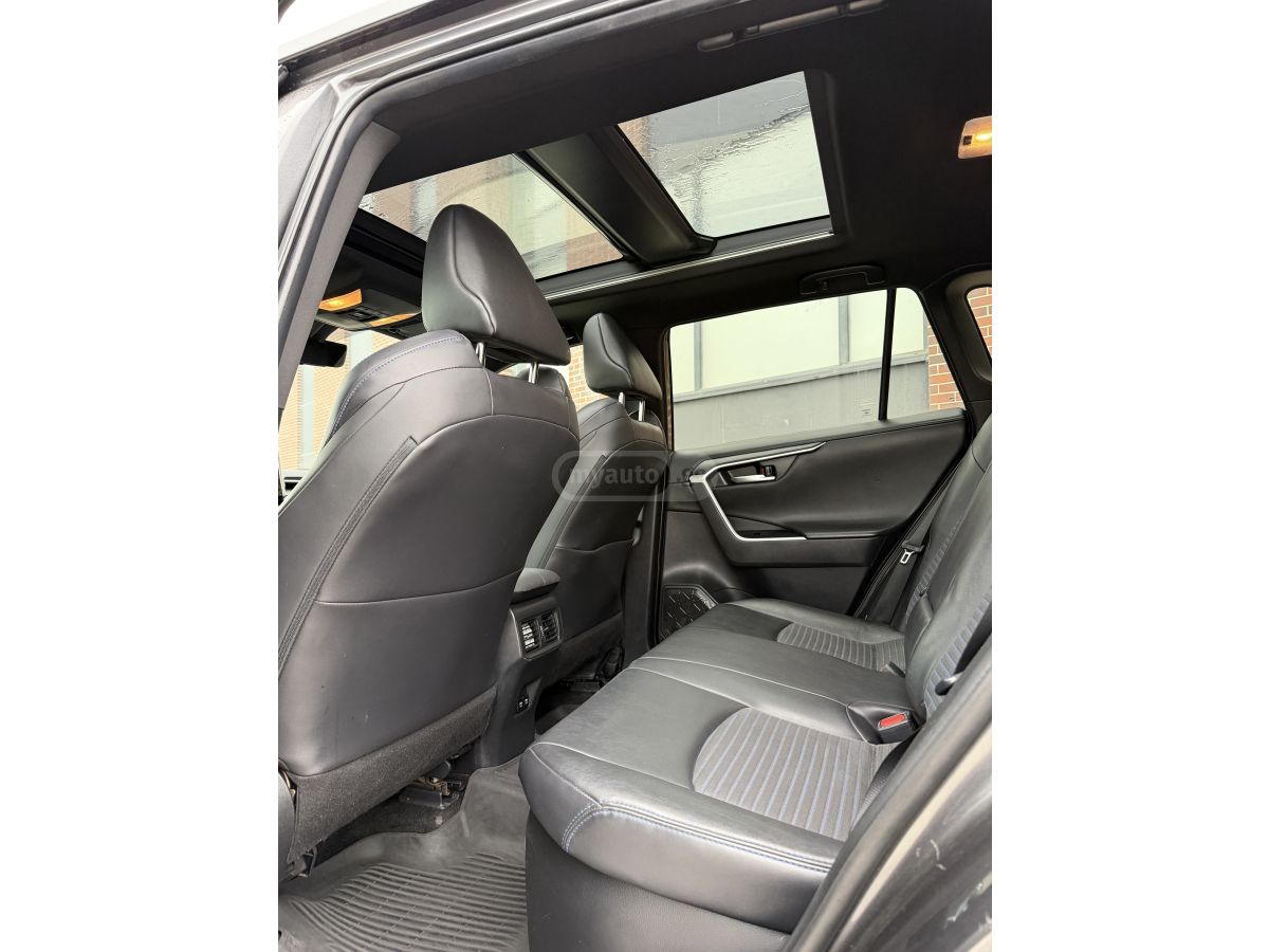 Toyota Rav 4 - фото 14