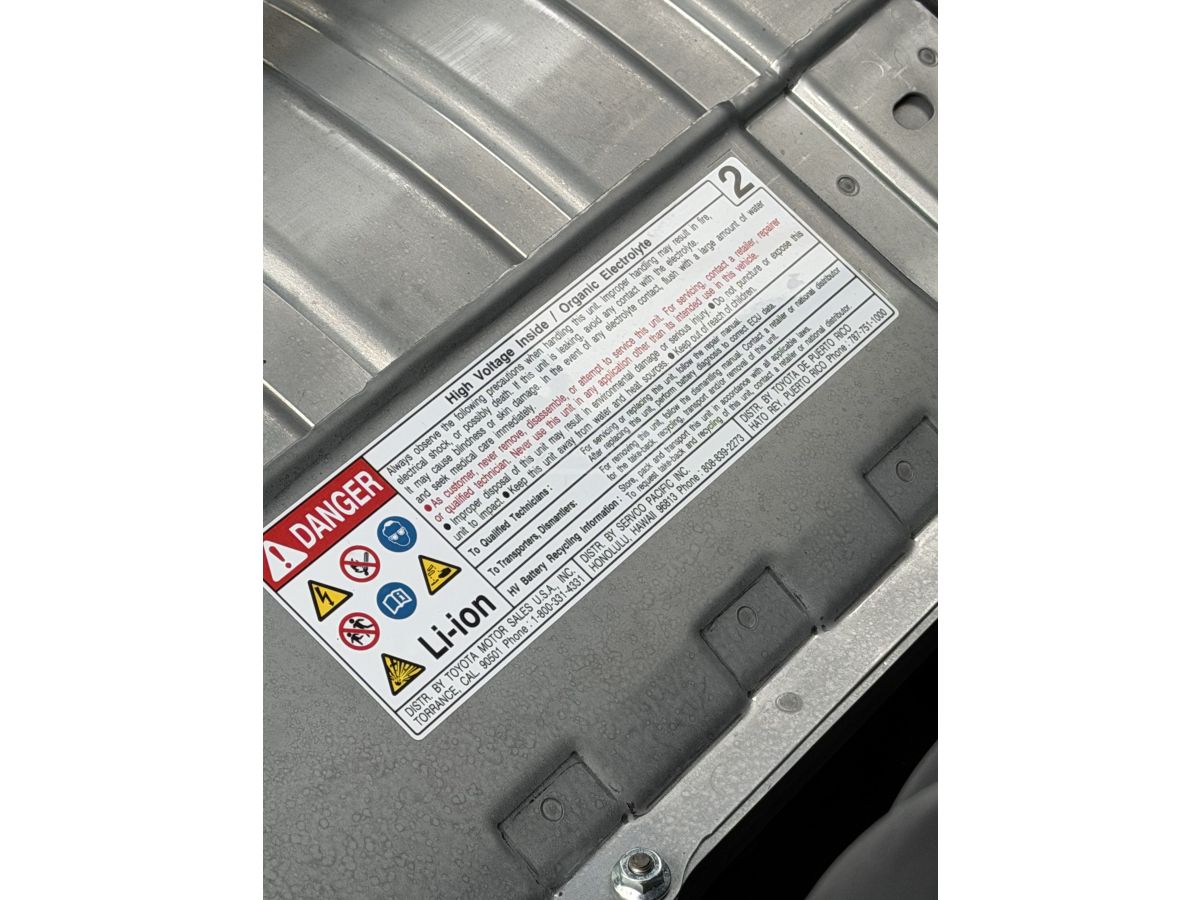 Toyota Rav 4 - фото 15