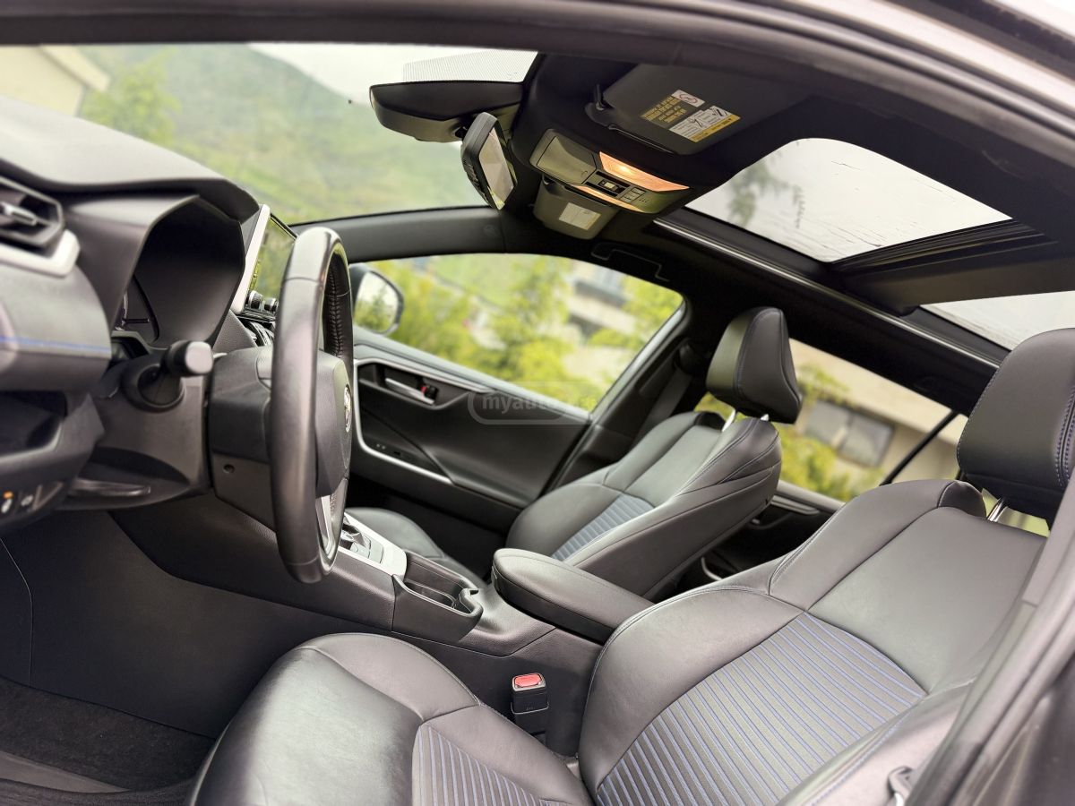 Toyota Rav 4 - фото 9