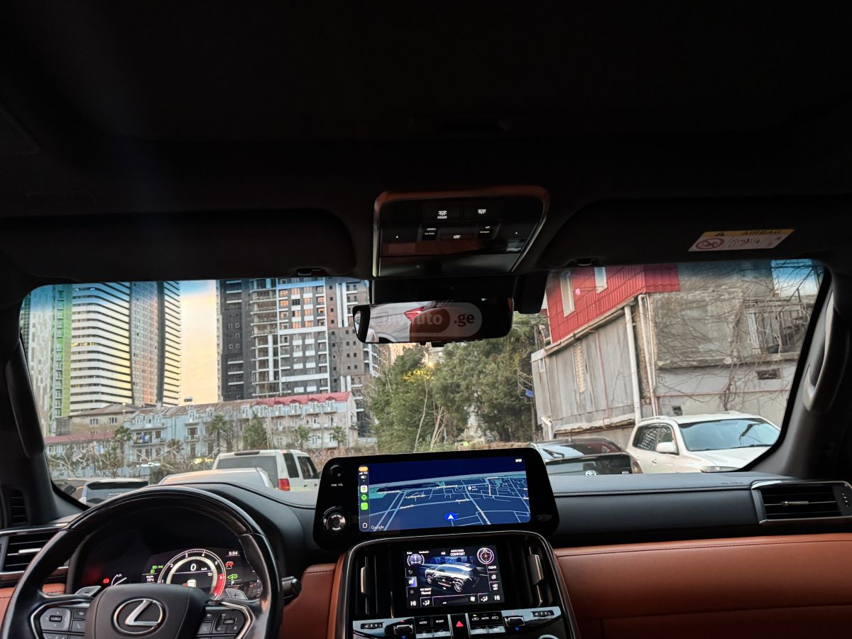 Lexus Luxury 4dr 4x4 Automatic — миниатюра 9