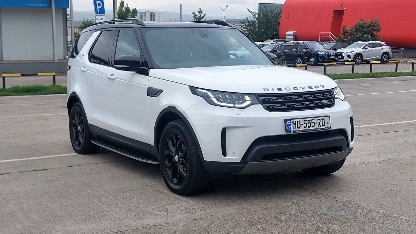 Land Rover Discovery - фото 1