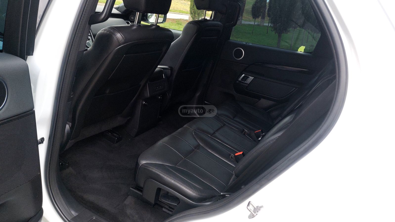 Land Rover Discovery - фото 12