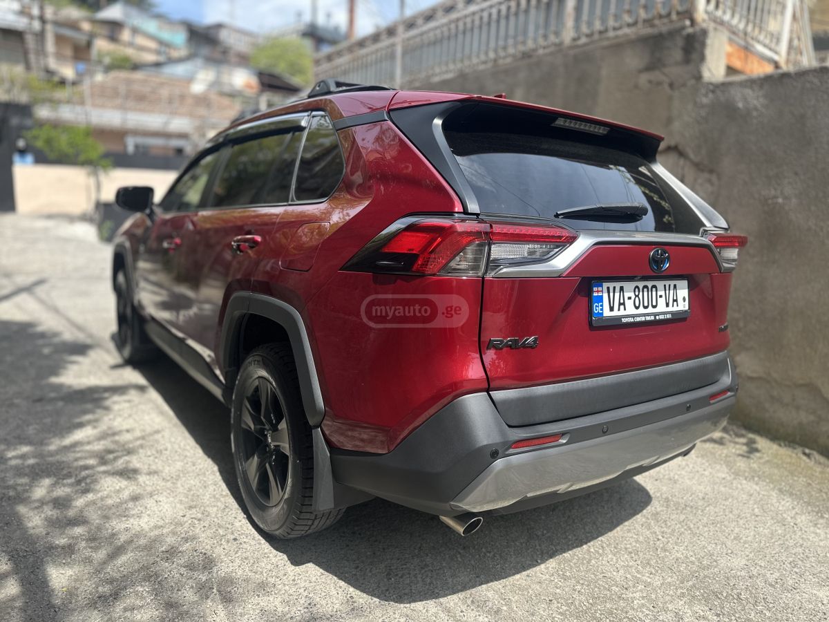 Toyota Rav 4 - фото 4