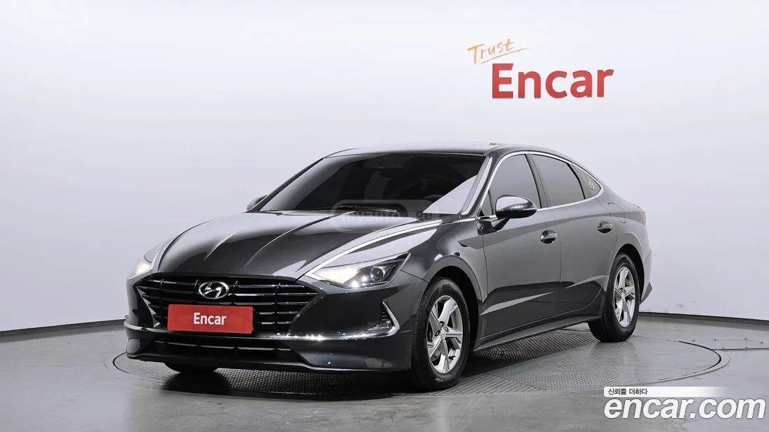 Hyundai Sonata - фото 1