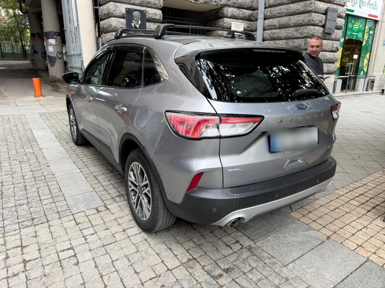 Ford Escape - фото 6