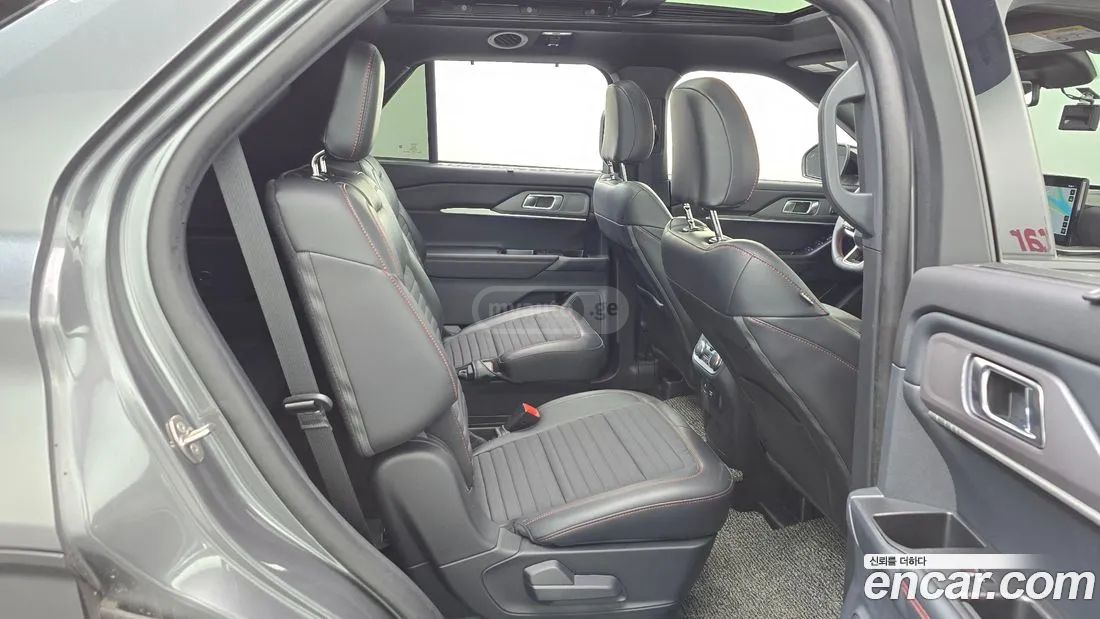 Ford Explorer 2025 — миниатюра 12