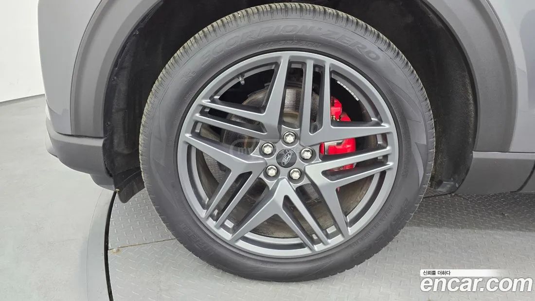 Ford Explorer 2025 — миниатюра 5