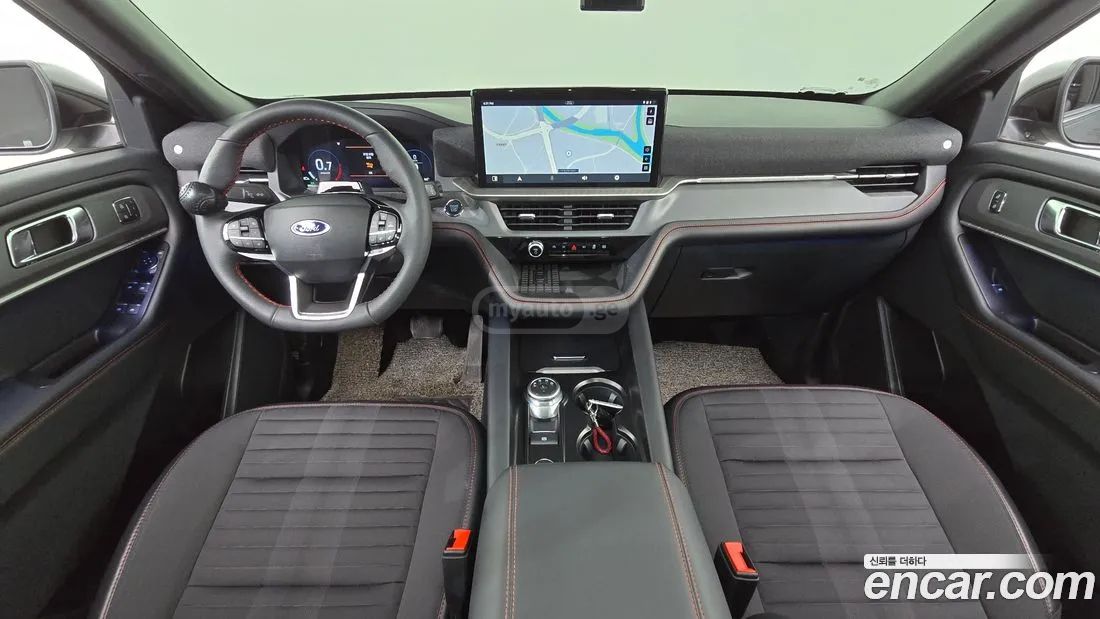 Ford Explorer 2025 — миниатюра 7