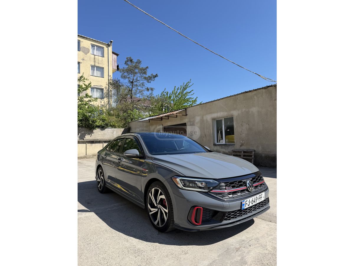 Volkswagen Jetta - фото 3