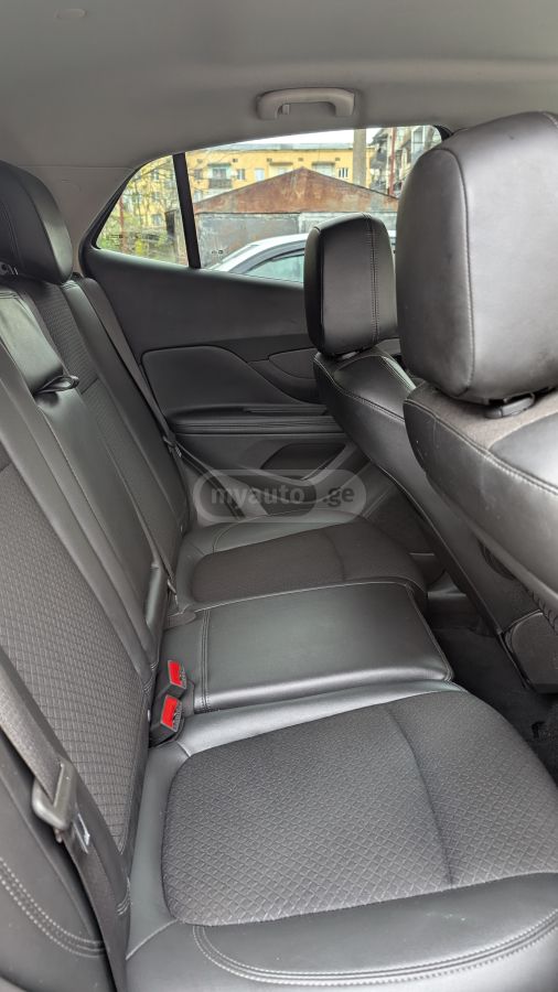 Buick Encore - фото 8
