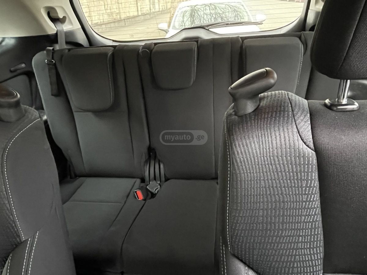 Subaru Premium All-Wheel Drive CVT — миниатюра 10