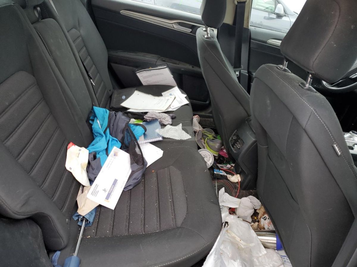 Ford Fusion - фото 10