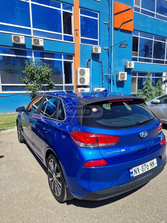 Hyundai Elantra GT - фото 7