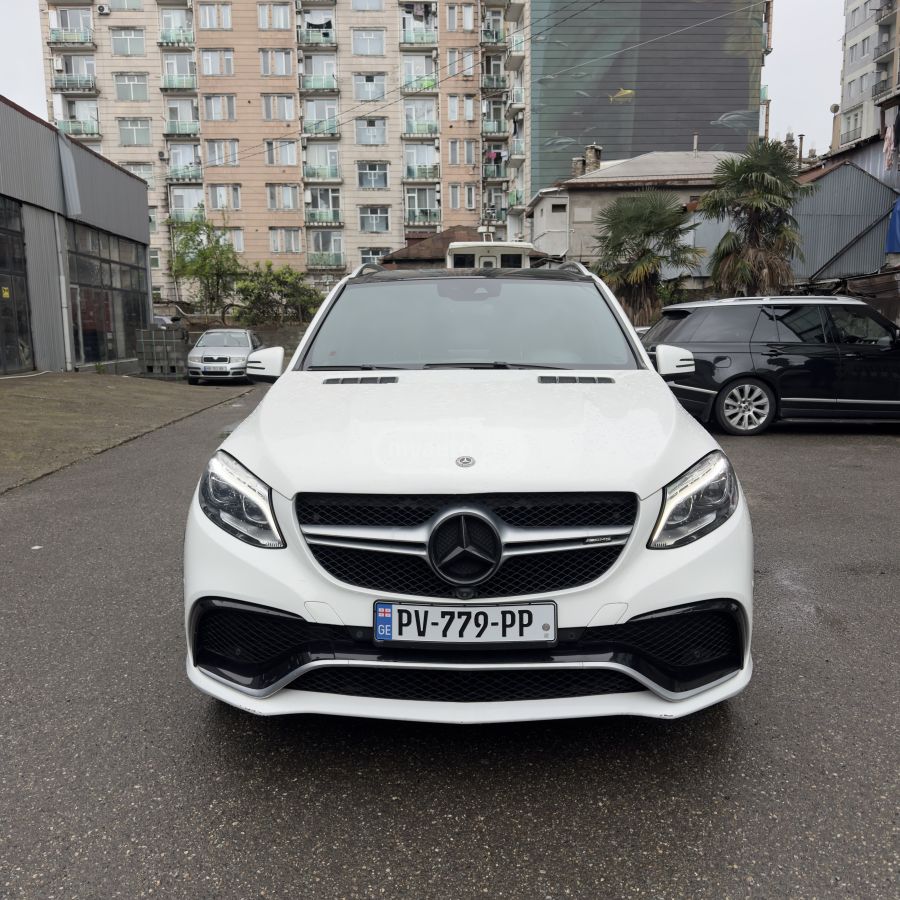 Mercedes-Benz GLE 350 - фото 1