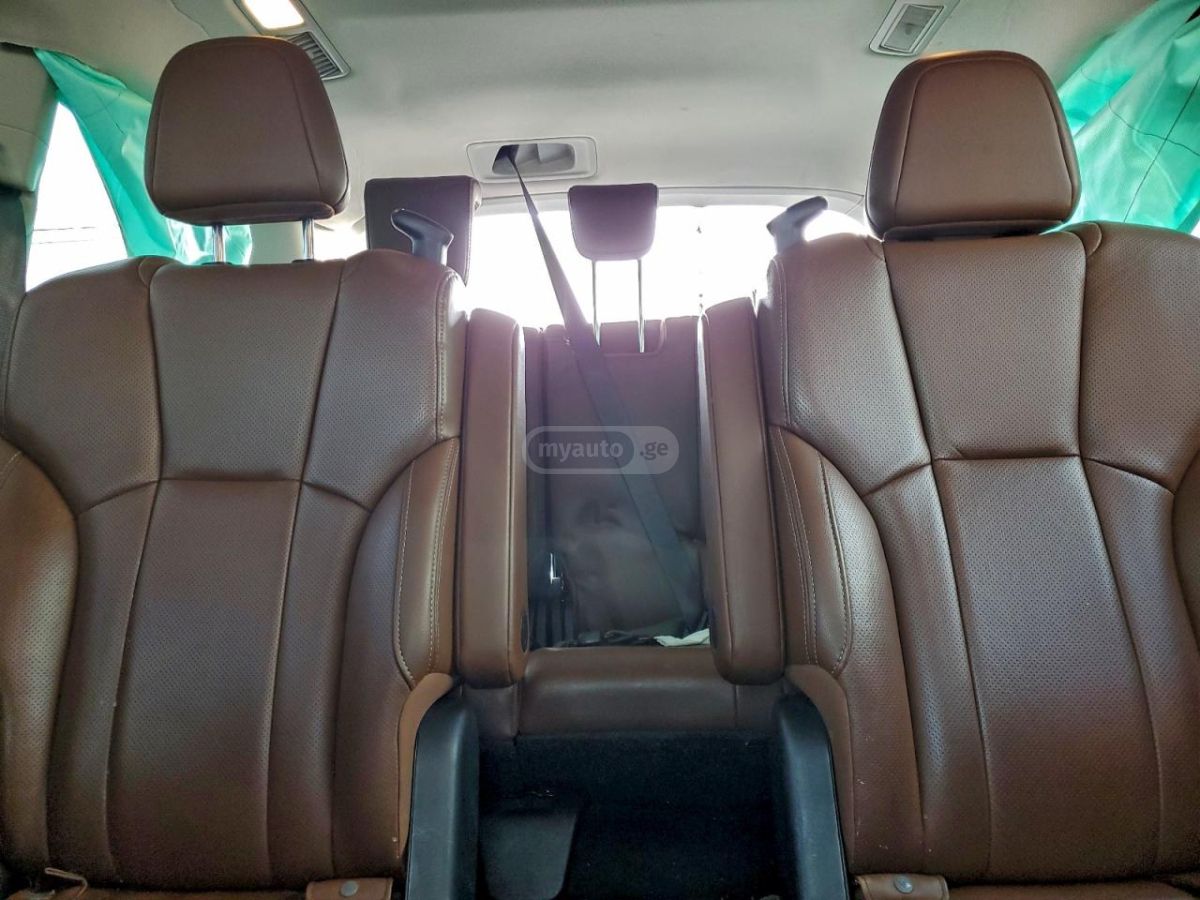 Subaru Limited All-Wheel Drive CVT — миниатюра 11