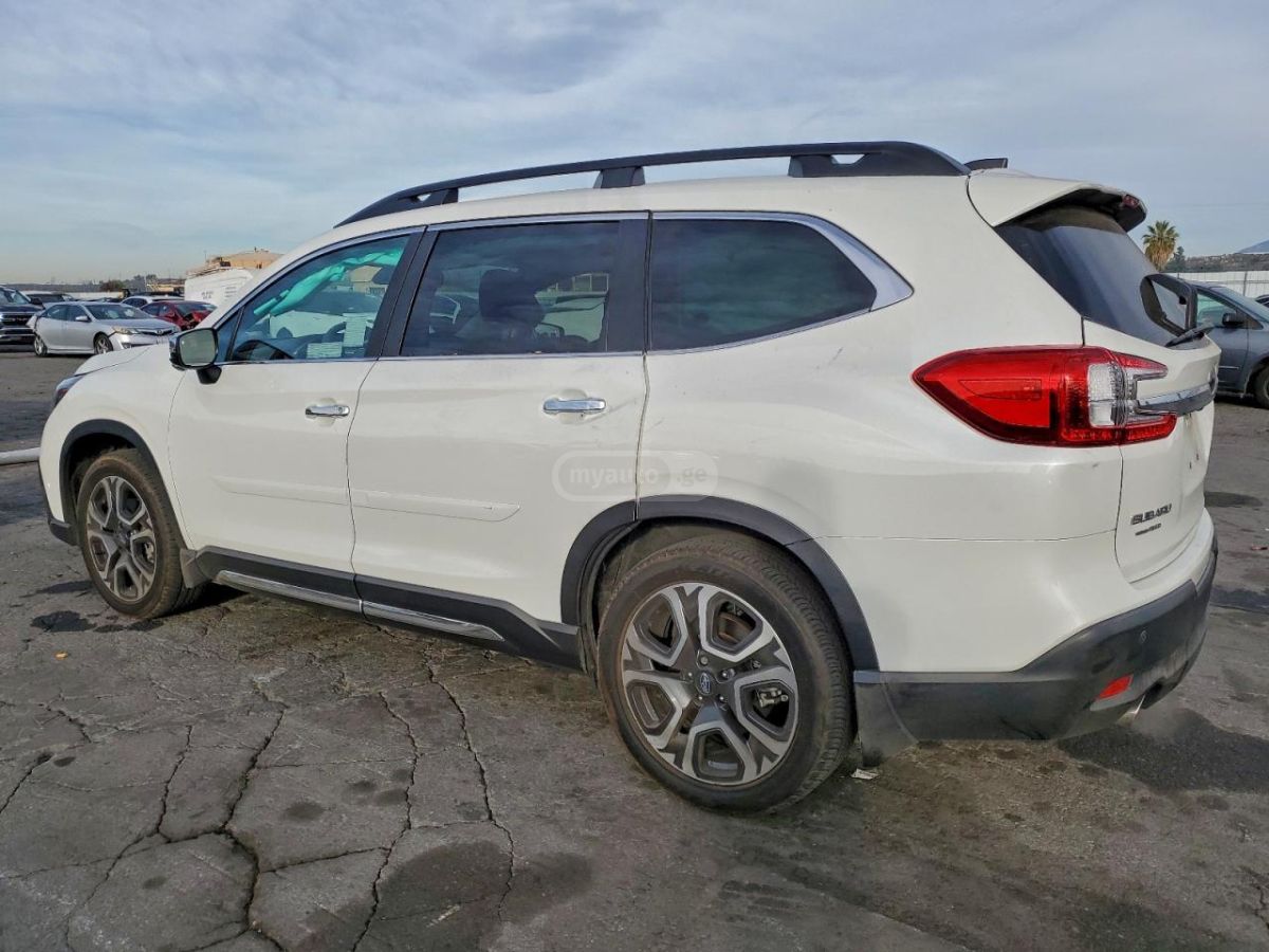 Subaru Limited All-Wheel Drive CVT — миниатюра 4