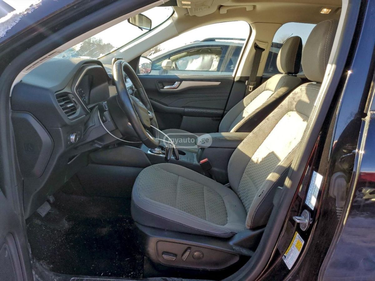 Ford Escape - фото 8