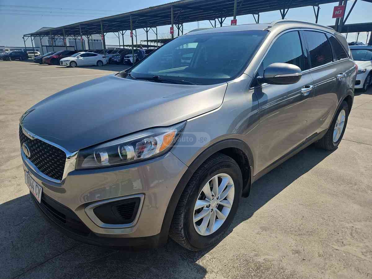 Kia Sorento - фото 1