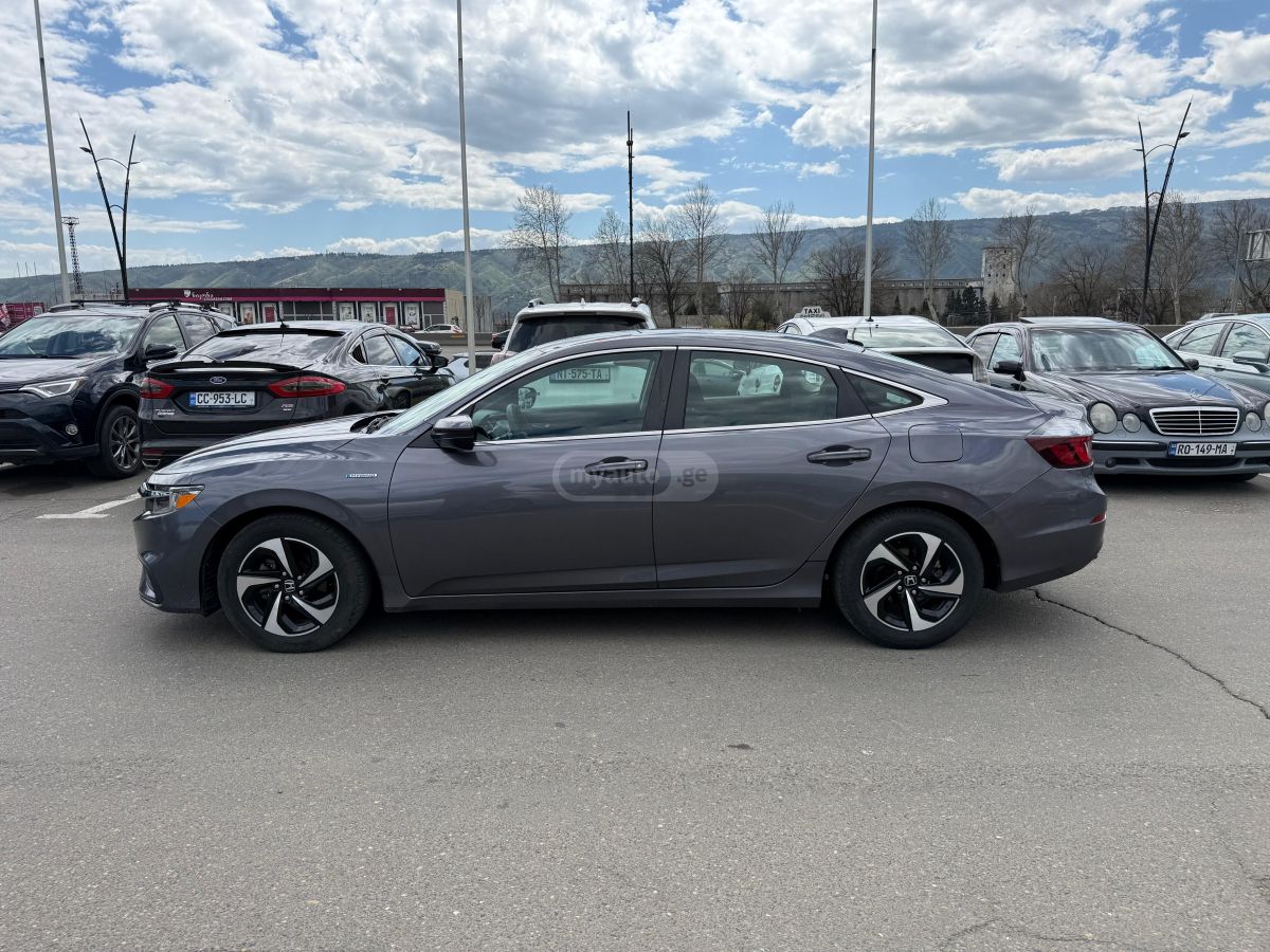 Honda Insight - фото 11