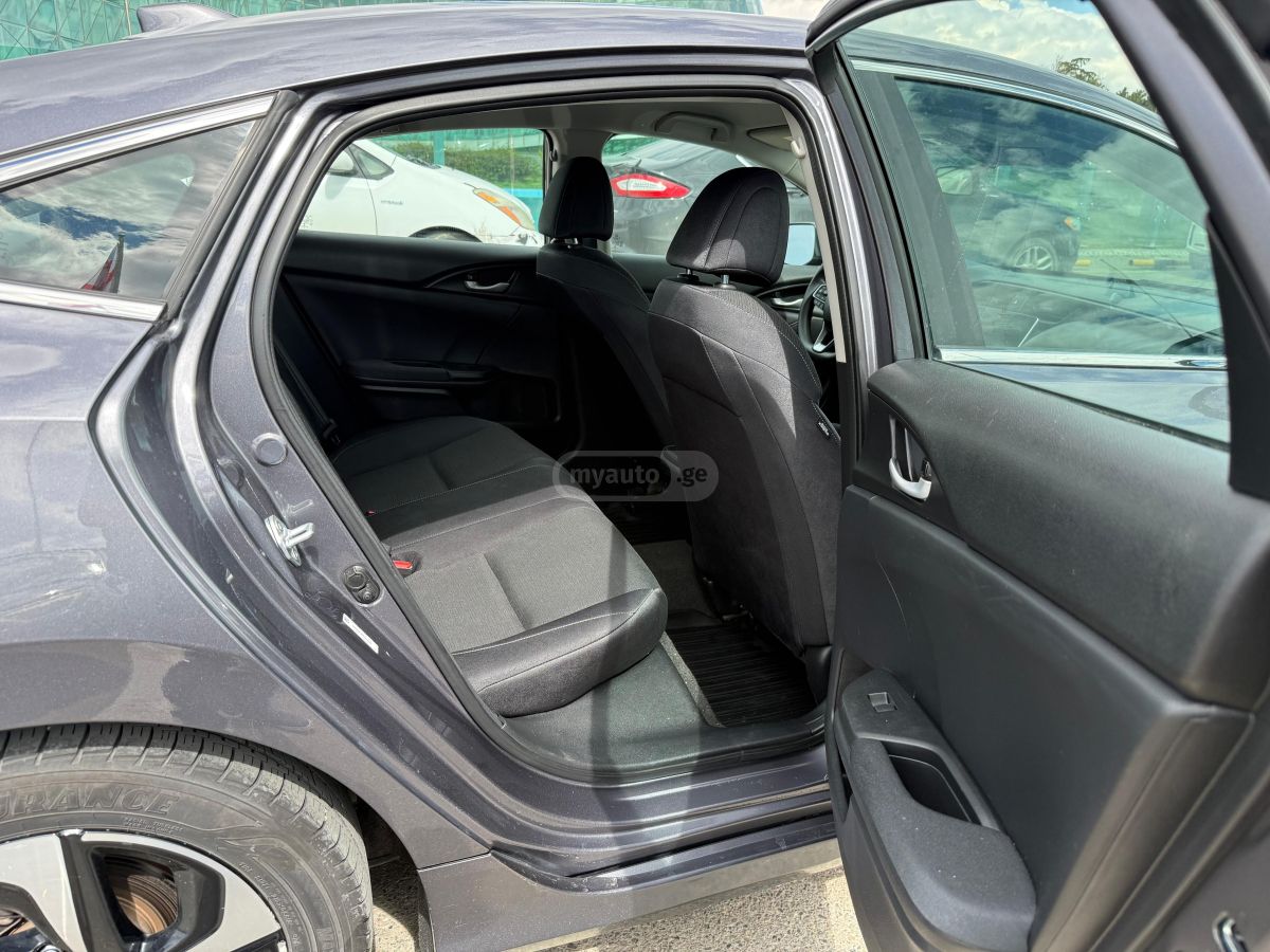 Honda Insight - фото 2