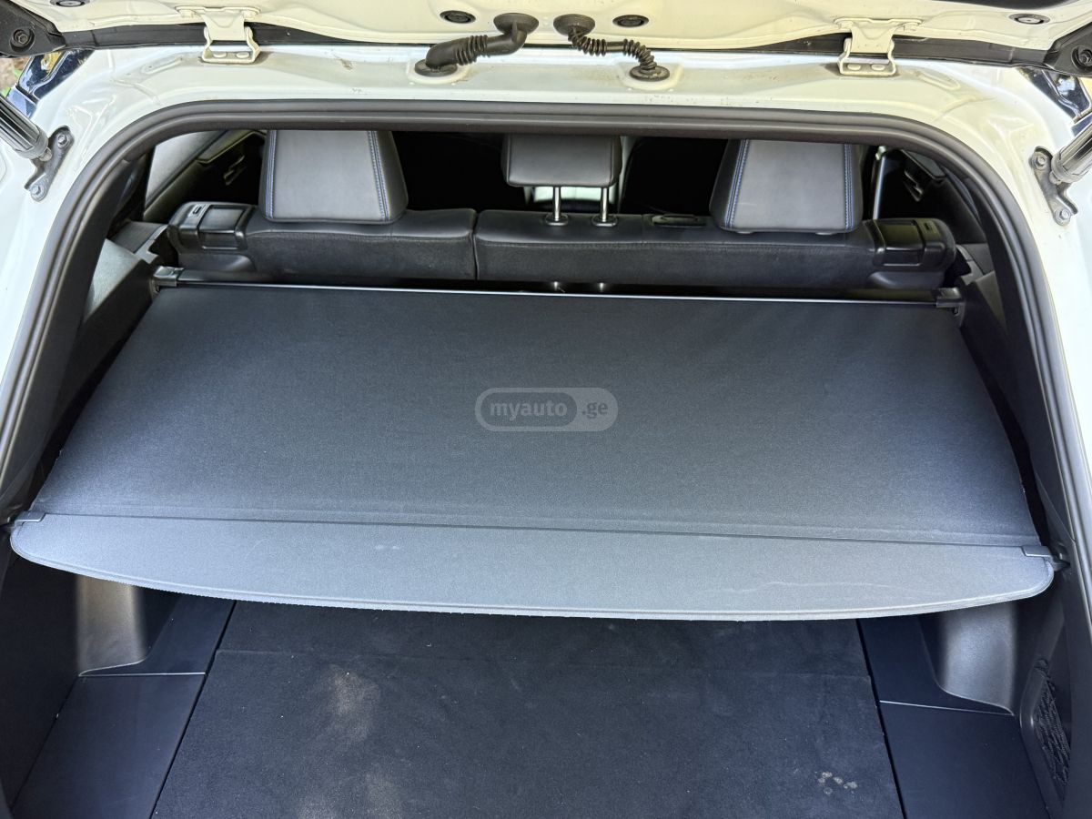 Toyota RAV 4 - фото 14