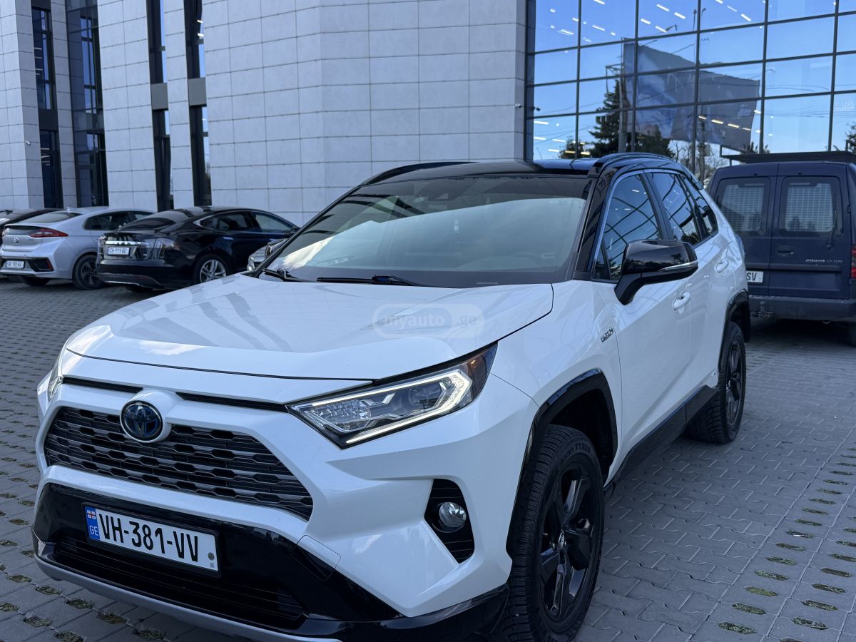 Toyota RAV 4 - фото 2