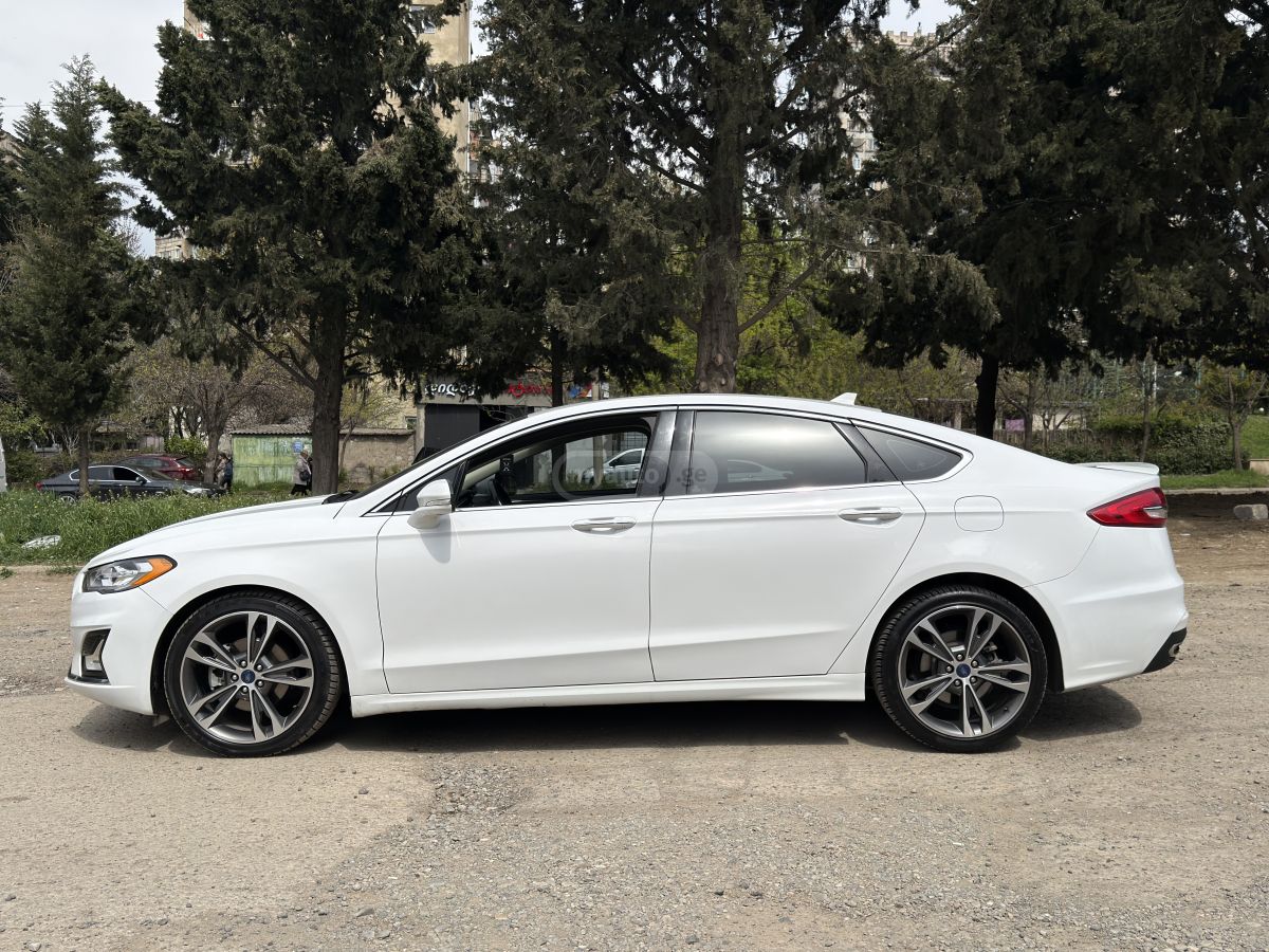 Ford Fusion - фото 4