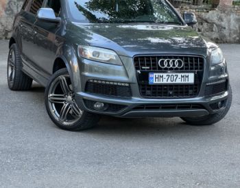 AudiQ7
