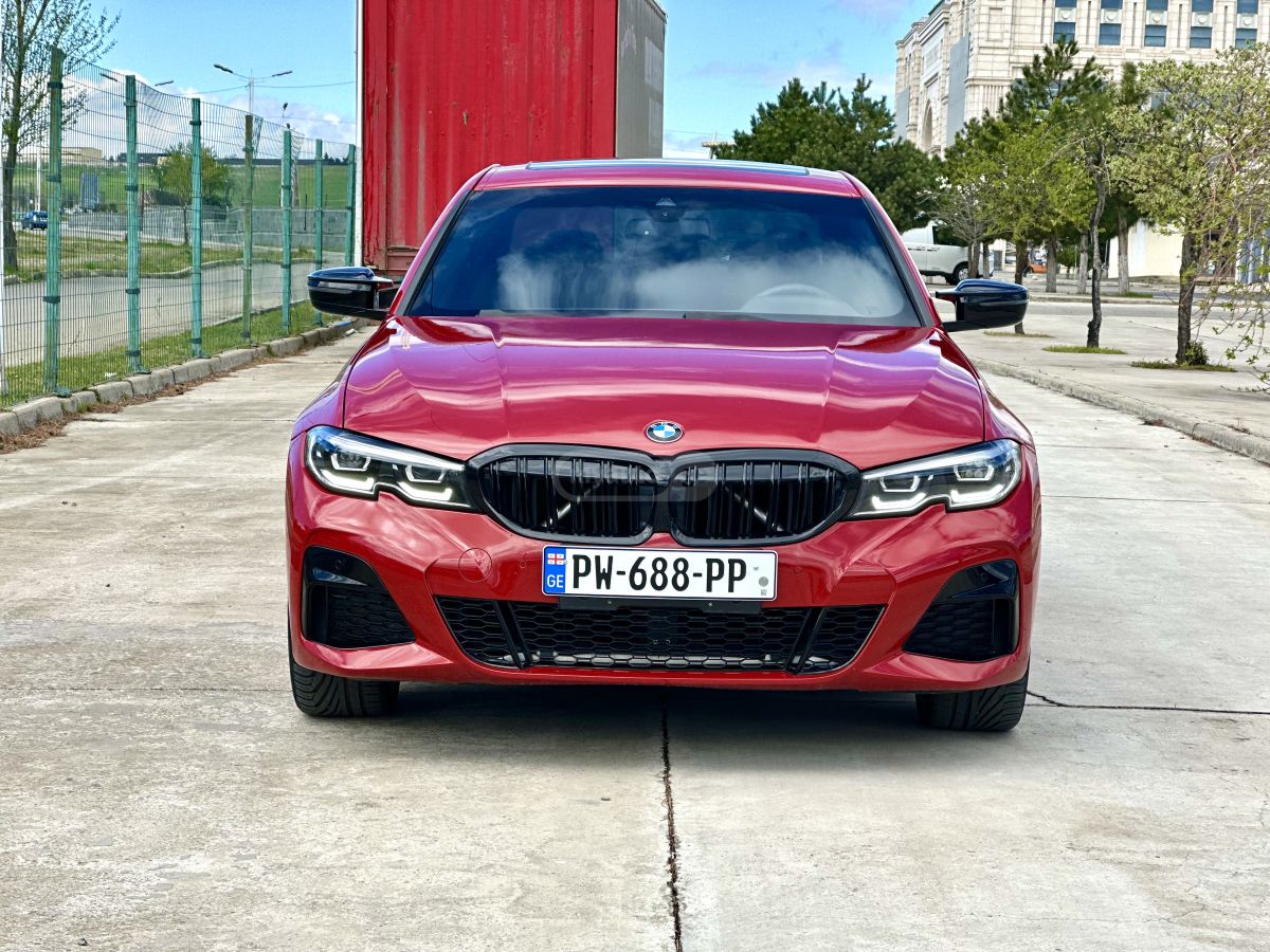 BMW 330 - фото 1