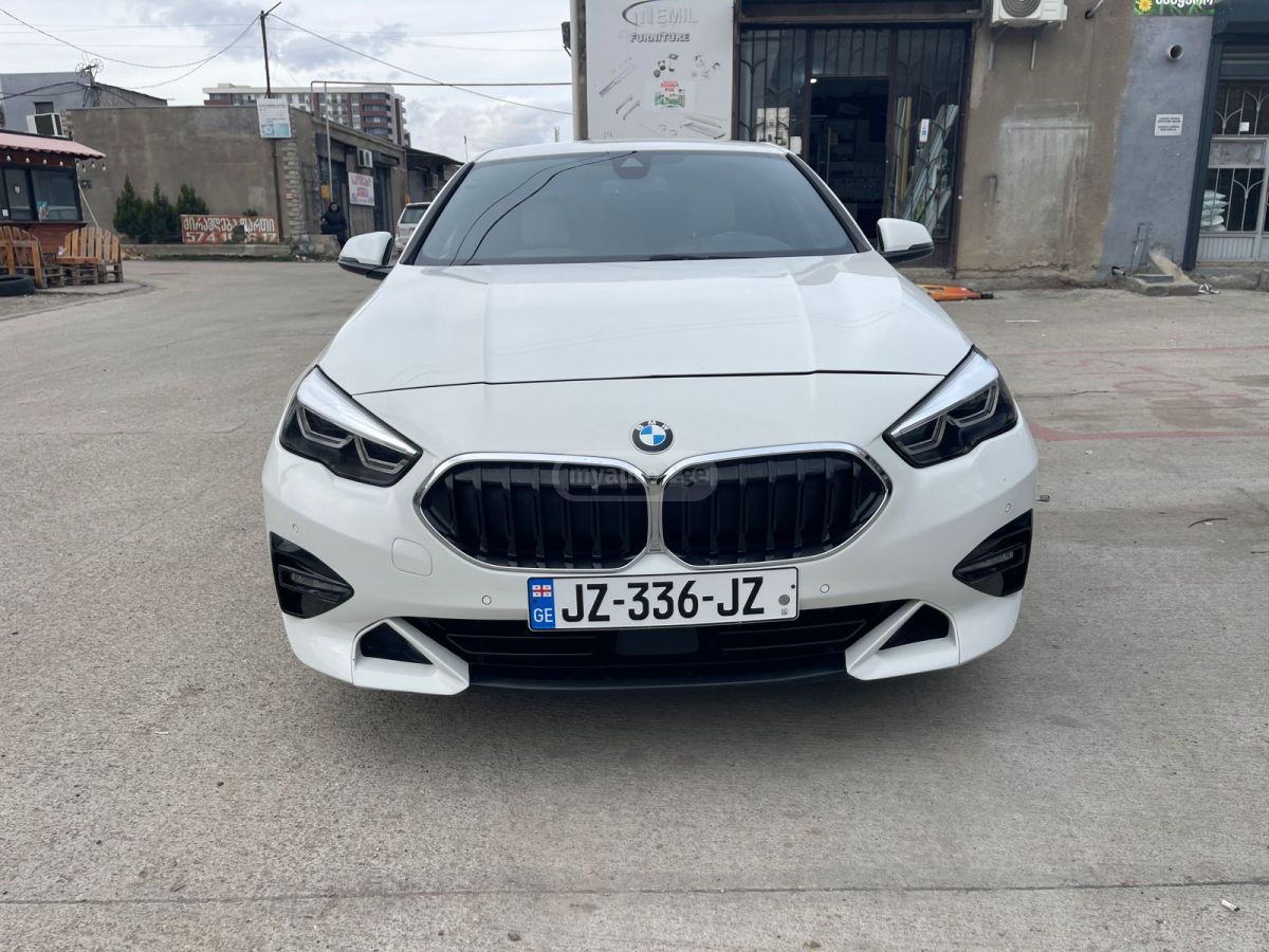 BMW 228 - фото 2