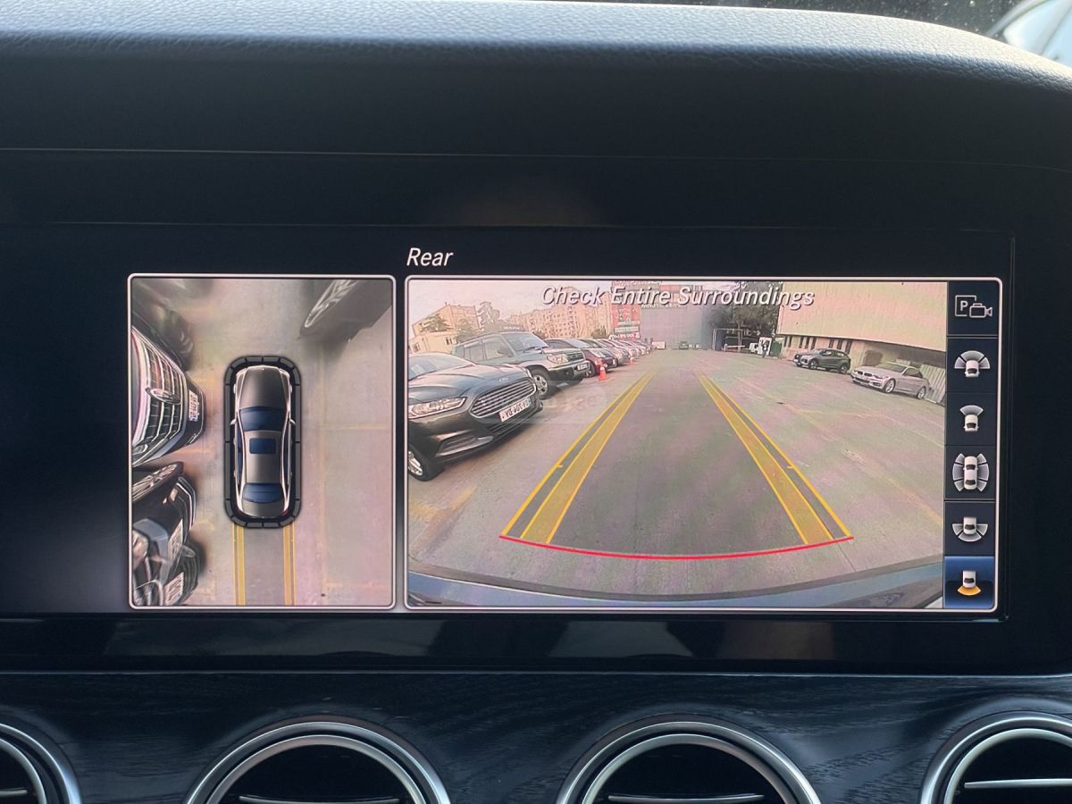 Mercedes-Benz E 300 - фото 9