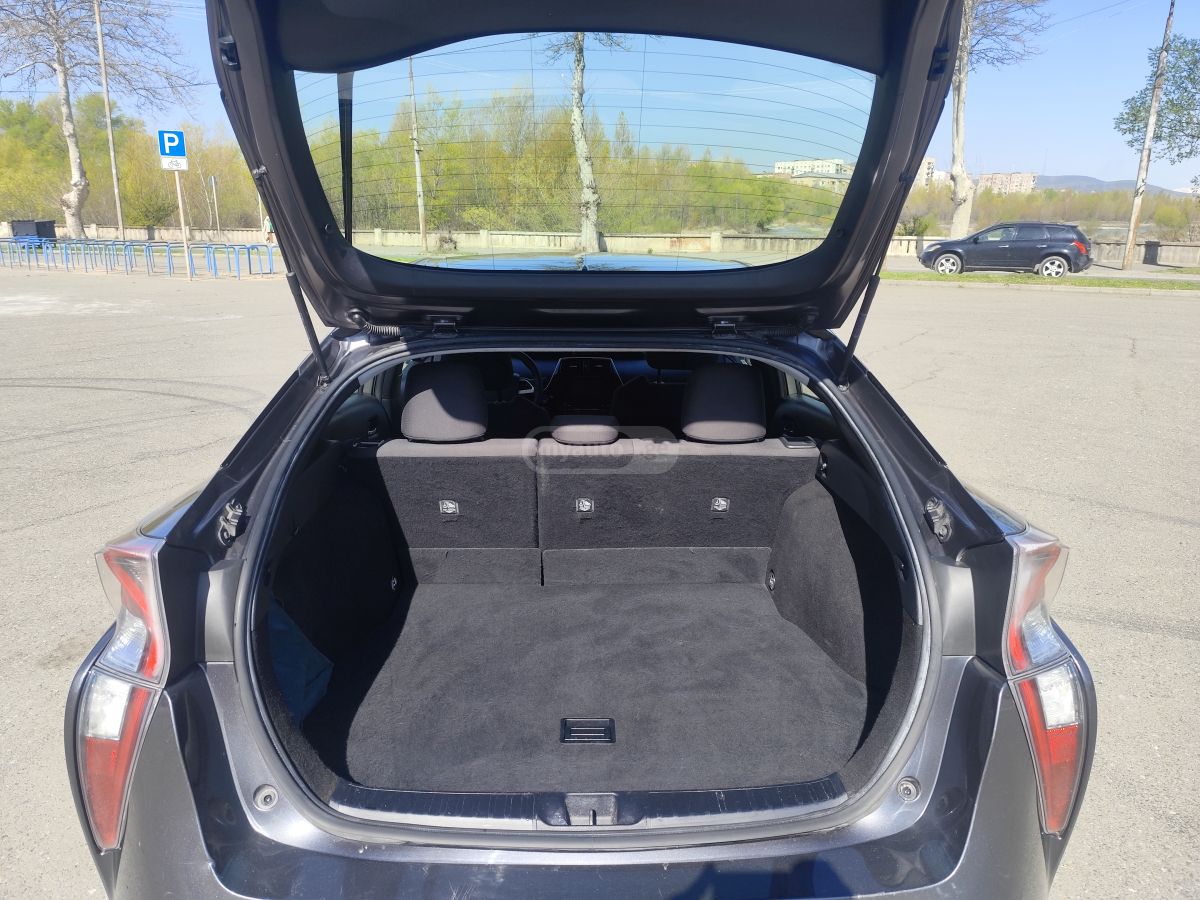 Toyota Prius - фото 9