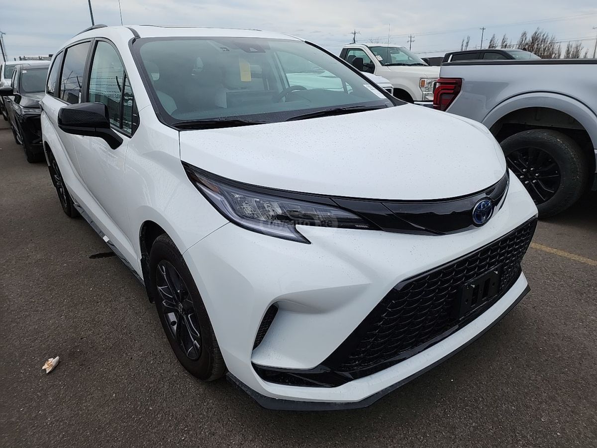 Toyota XSE AWD — миниатюра 2