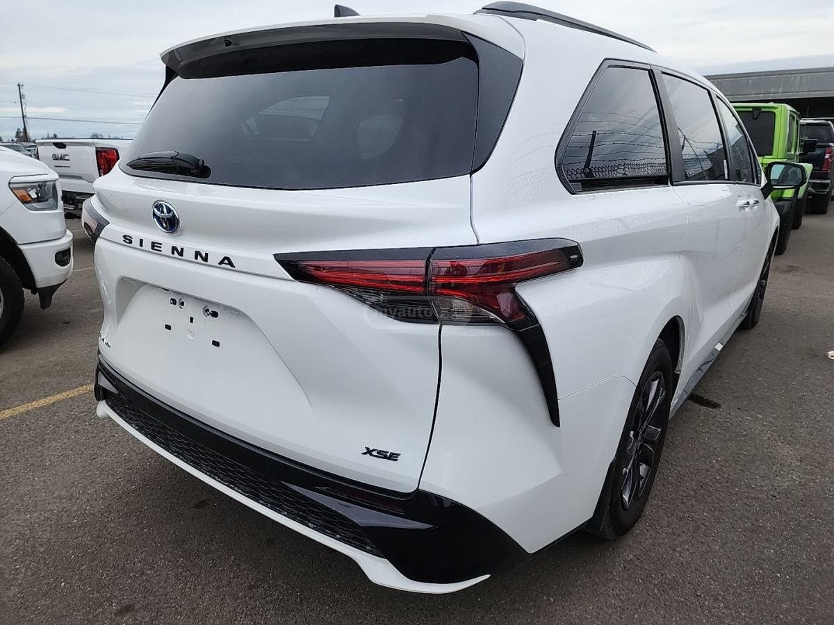 Toyota XSE AWD — миниатюра 4