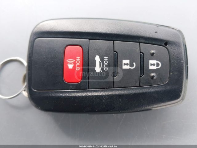 Toyota Xle — миниатюра 11