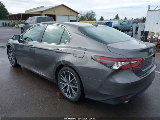 Toyota Xle — миниатюра 3