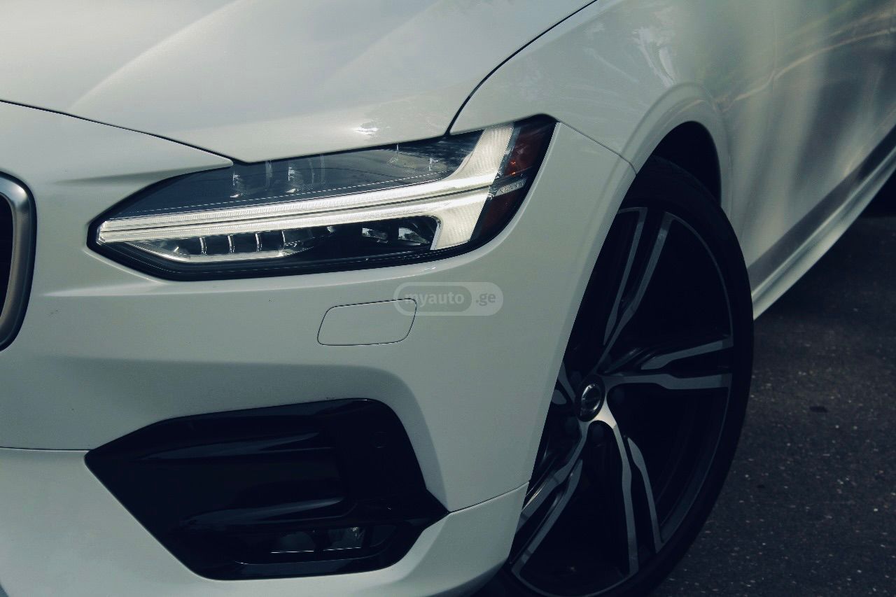 Volvo S 90 2020 — миниатюра 11