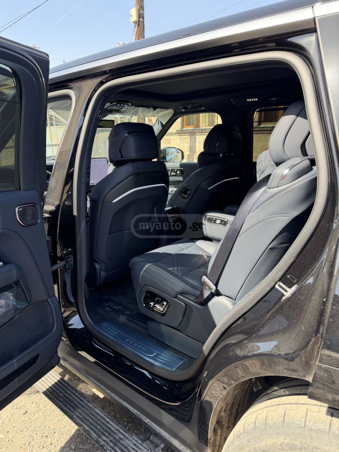 Zeekr Ultra — миниатюра 9