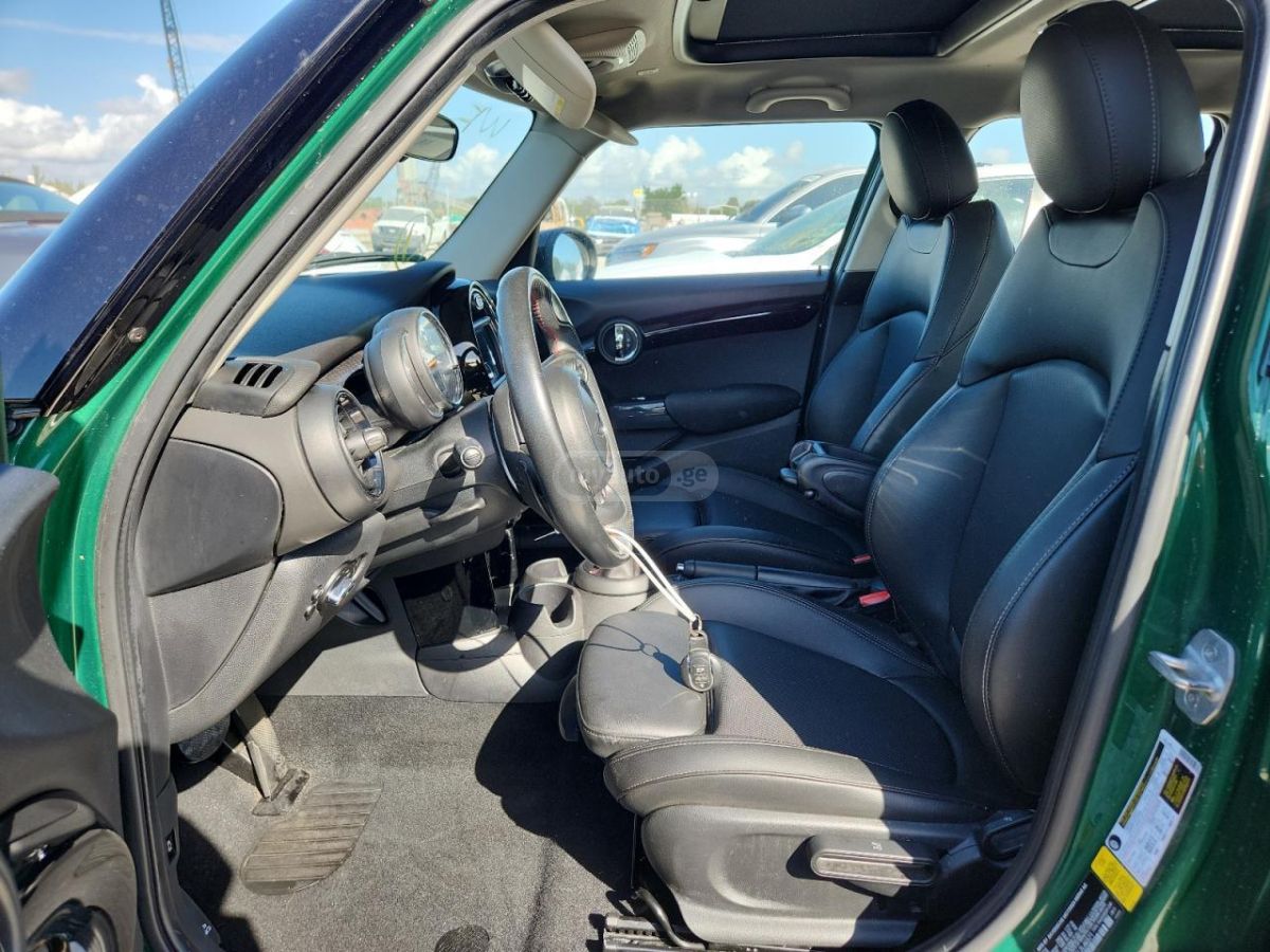 MINI Cooper 2020 — миниатюра 6