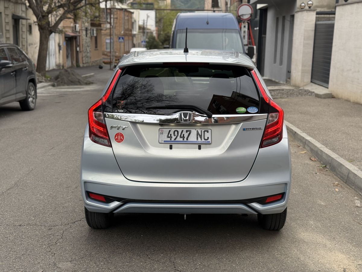Honda FIT - фото 6