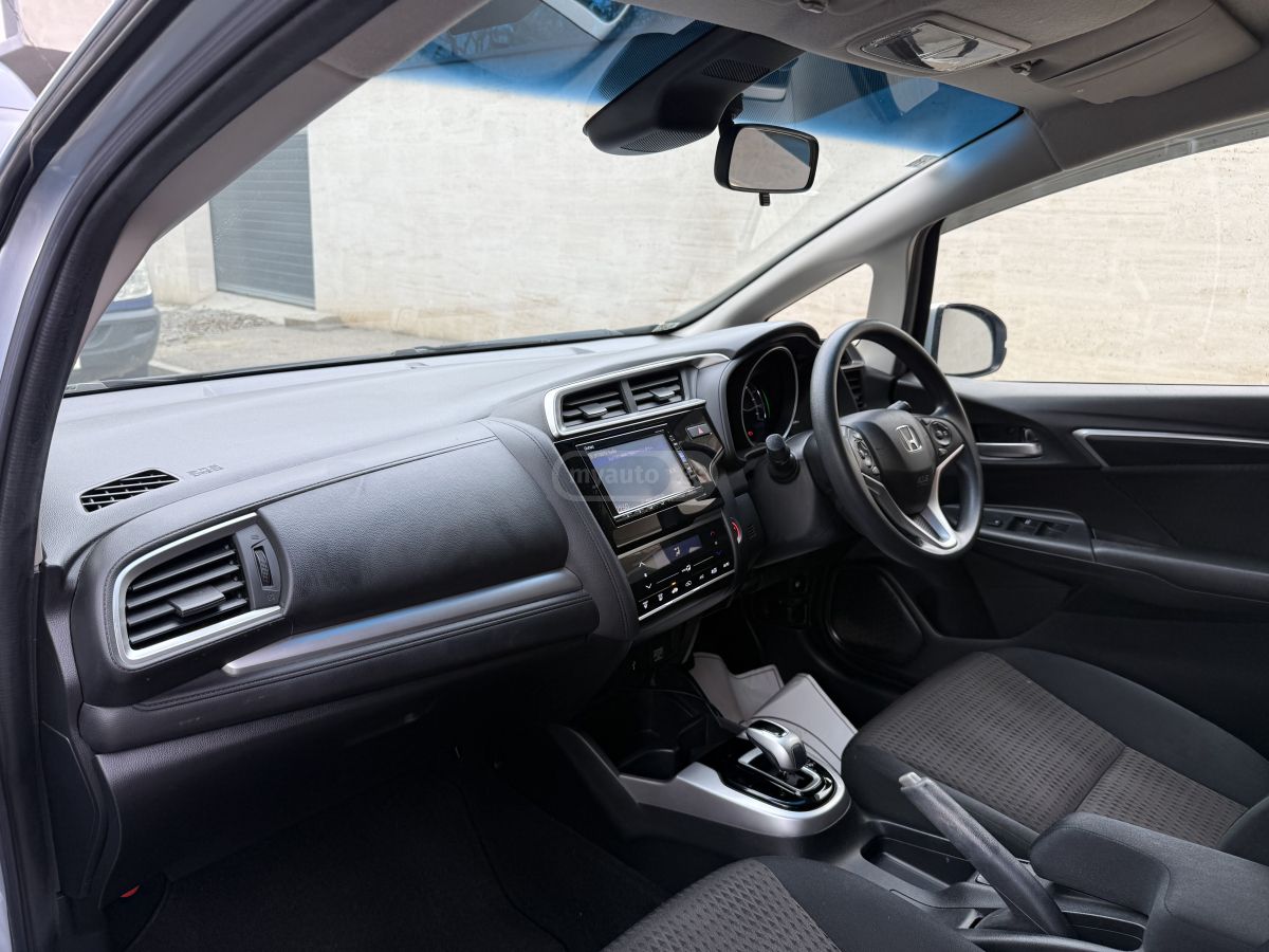 Honda FIT - фото 8