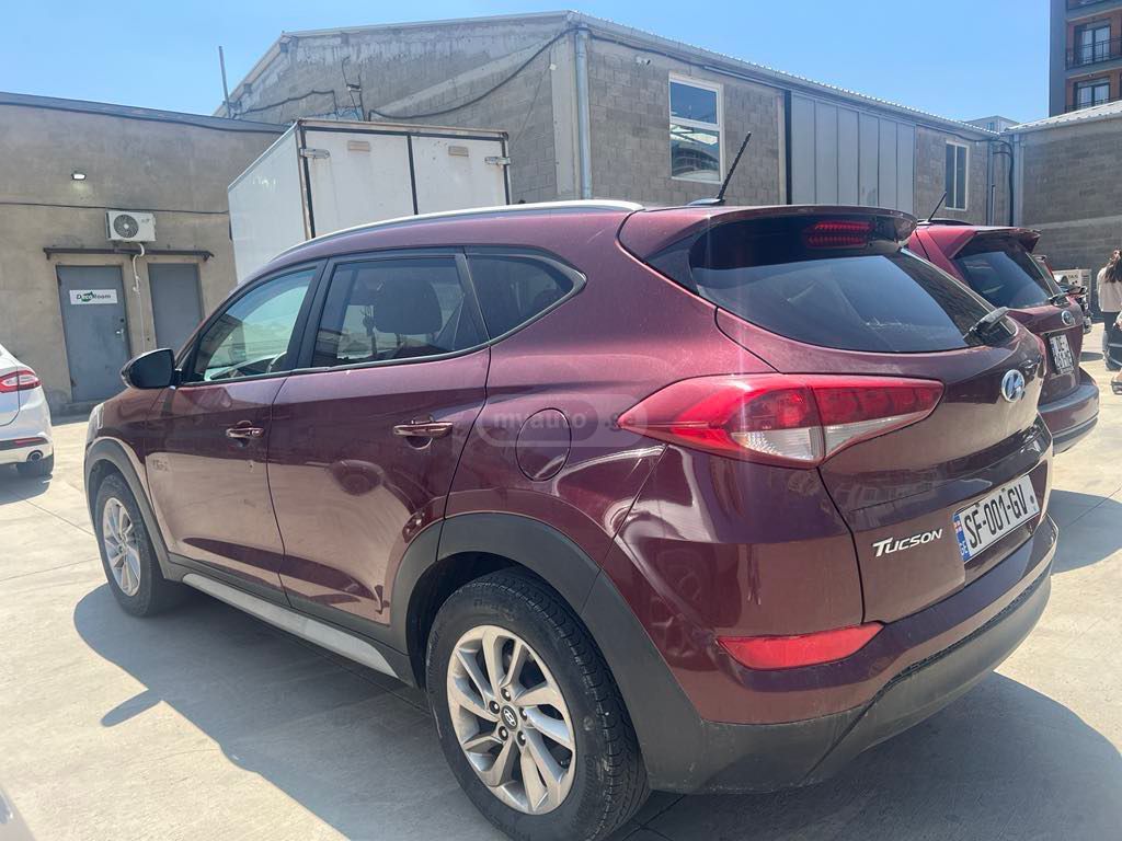 Hyundai Tucson - фото 1