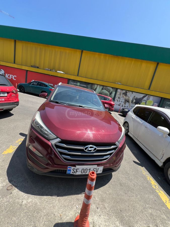 Hyundai Tucson - фото 4