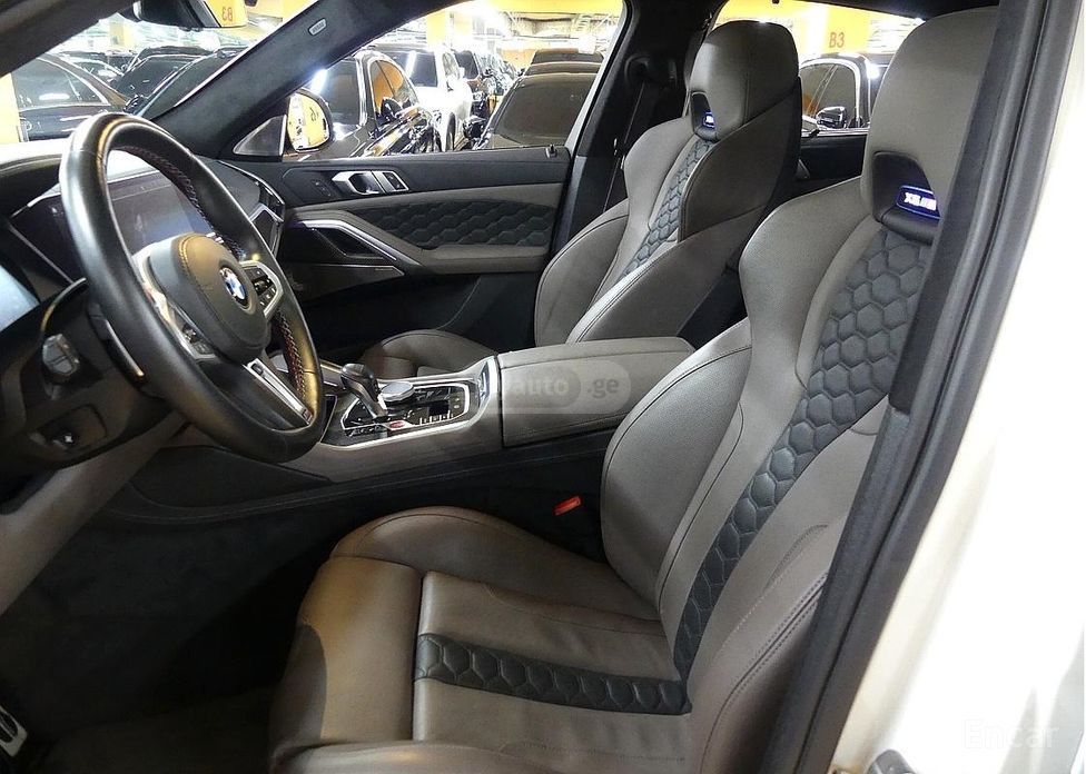 BMW X6 M - фото 9