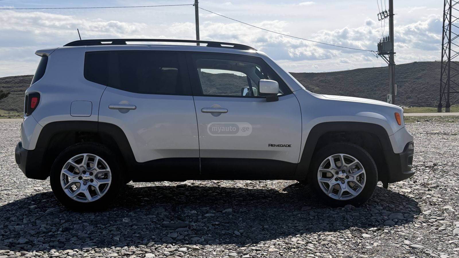 Jeep Renegade - фото 2