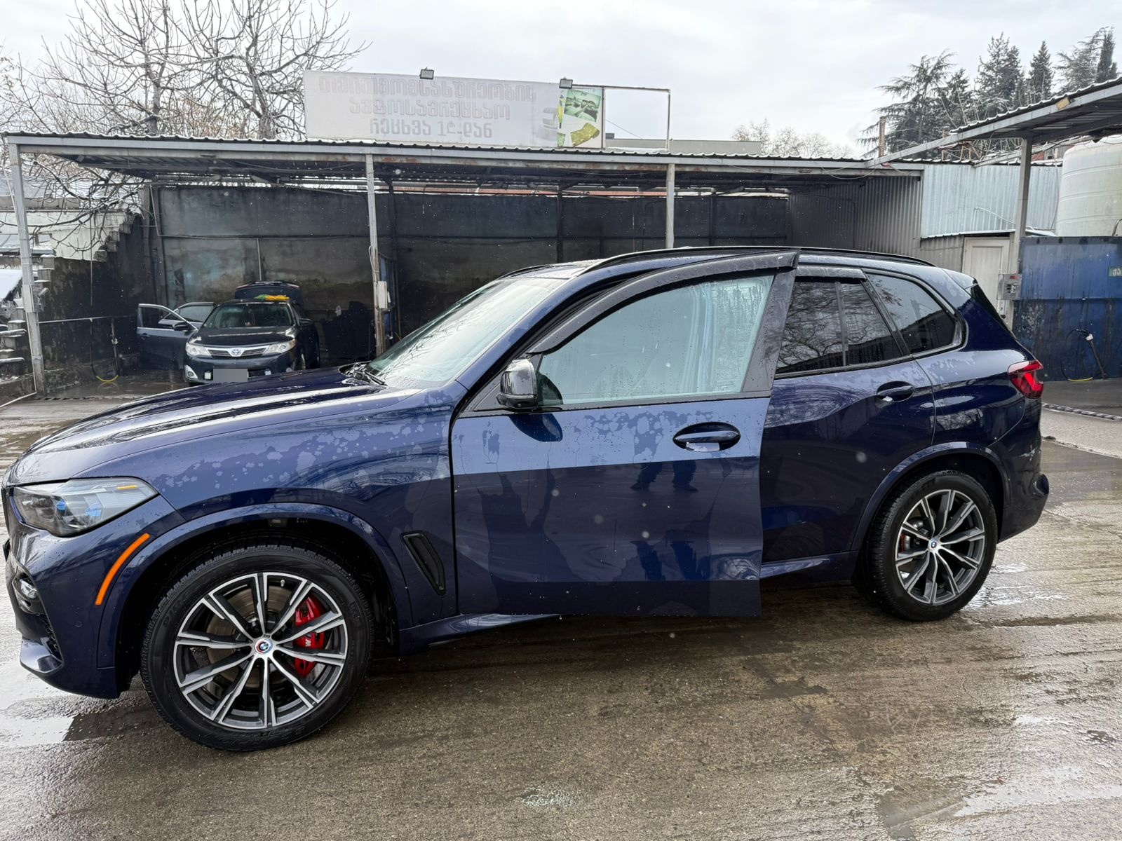 BMW X5 - фото 6