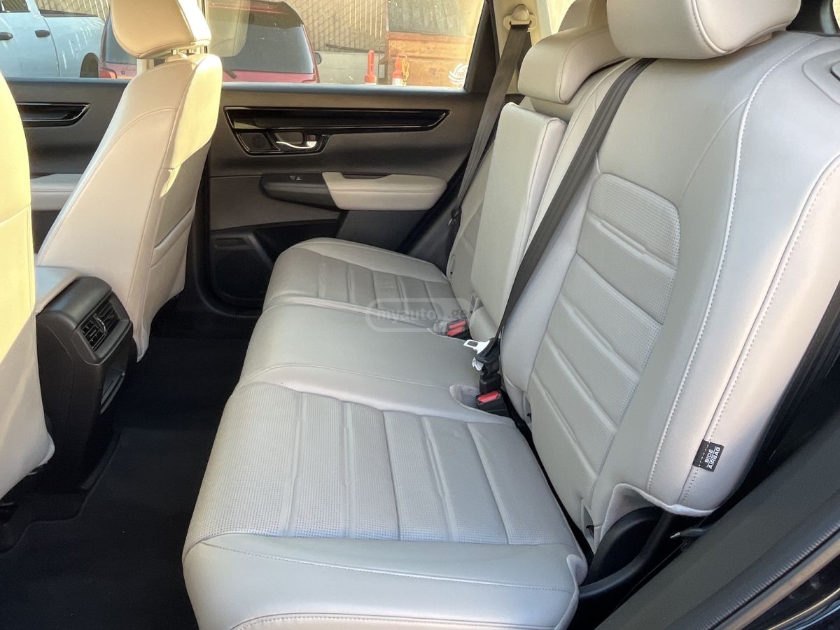 Honda CR-V - фото 6
